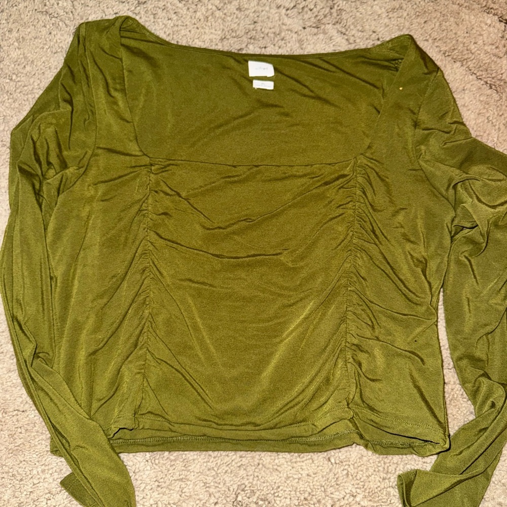 Wilfred Olive Long Sleeve Top